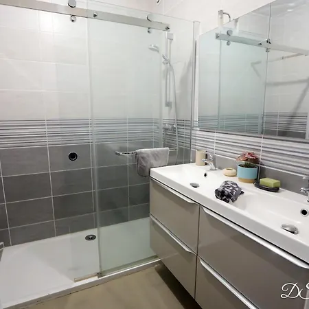 Nest - Maison Renovee, Parking Gratuit, Fibre Prázdninový dům Saintes